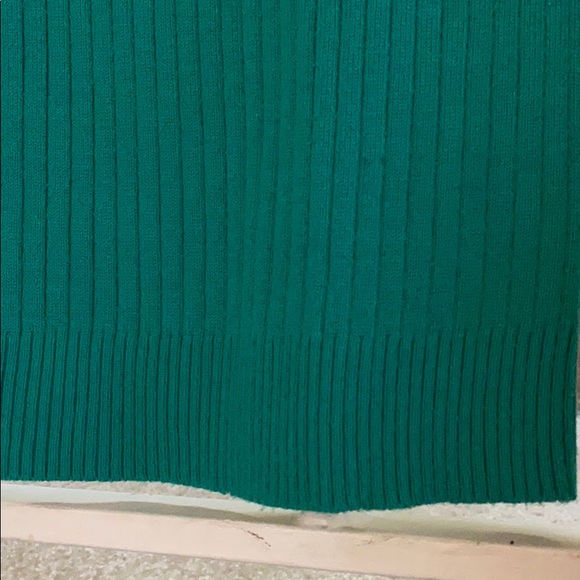 Ribbed Long Sleeve Top - Picture 2 of 3